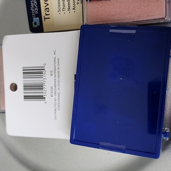 Vintage Sewing Kit - Picture 2 of 4